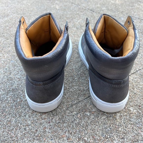 Magnanni Royal Leather High Top Sneaker - Picture 6 of 9